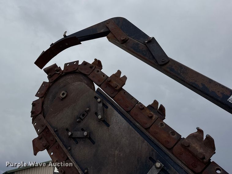 image for item ER0433 2015 Toro RT1200 trencher