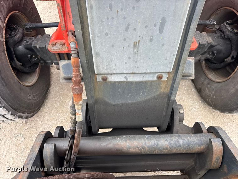 image for item ER0434 2005 Manitou MVT 665T telehandler