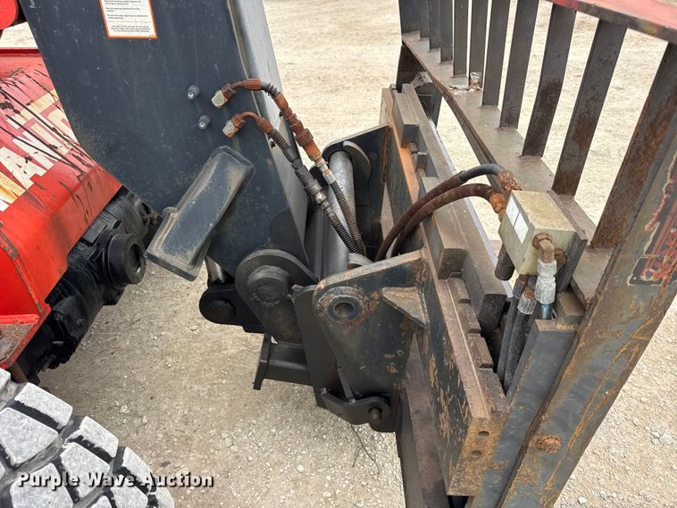 image for item ER0434 2005 Manitou MVT 665T telehandler