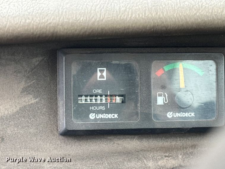 image for item ER0434 2005 Manitou MVT 665T telehandler