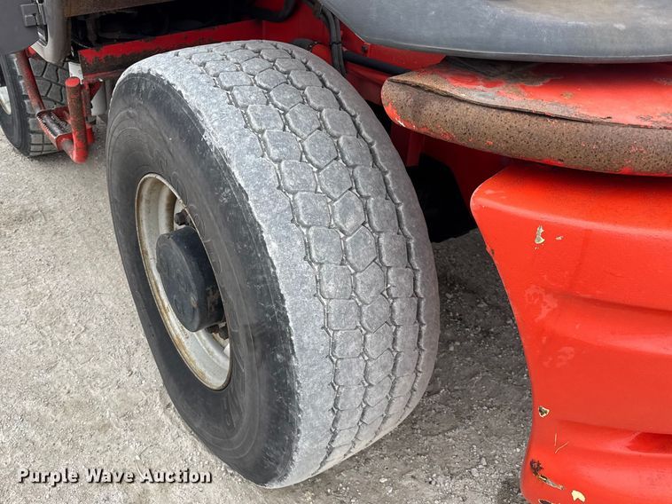 image for item ER0434 2005 Manitou MVT 665T telehandler