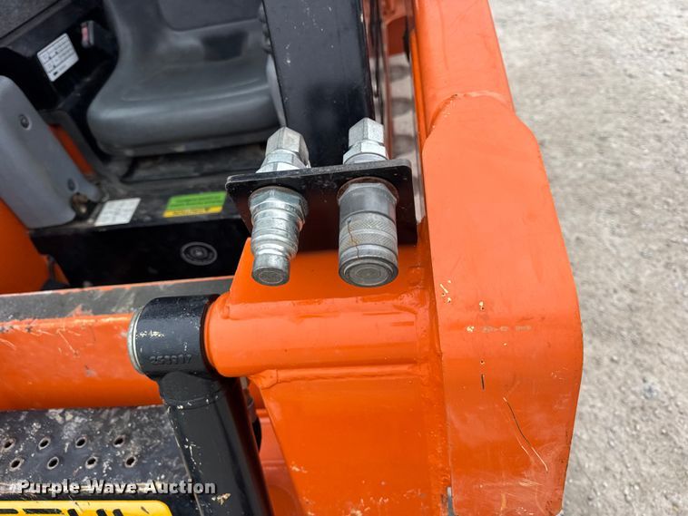 image for item ER0435 2021 Gehl RT105 tracked skid steer loader