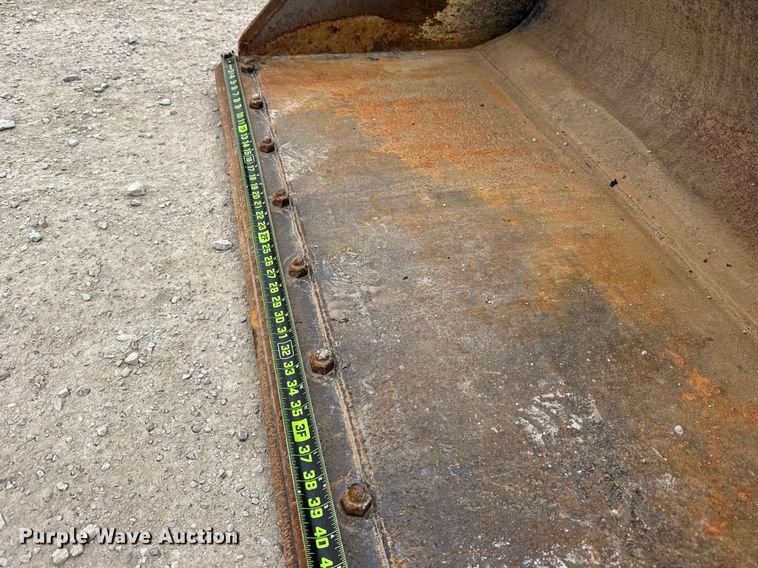 image for item ER0435 2021 Gehl RT105 tracked skid steer loader