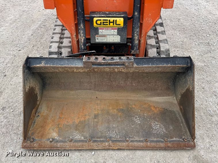 image for item ER0435 2021 Gehl RT105 tracked skid steer loader