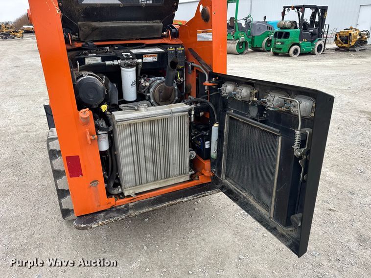 image for item ER0435 2021 Gehl RT105 tracked skid steer loader