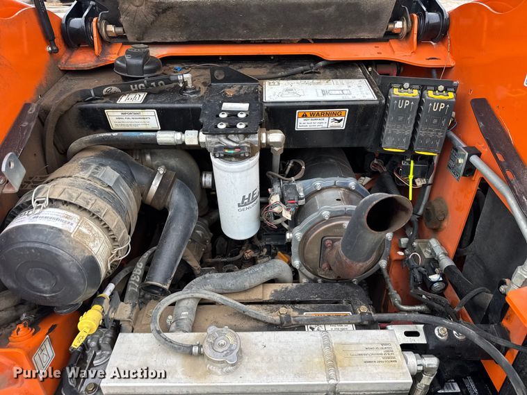 image for item ER0435 2021 Gehl RT105 tracked skid steer loader