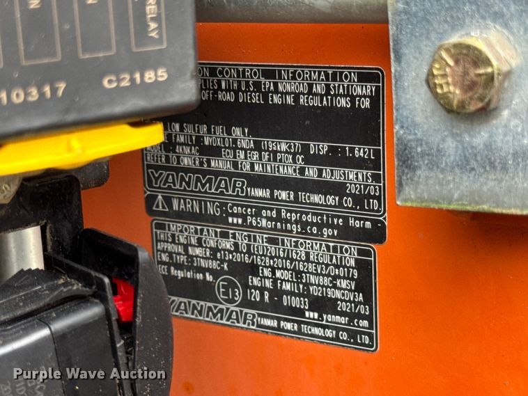 image for item ER0435 2021 Gehl RT105 tracked skid steer loader