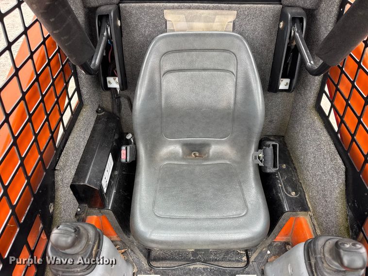 image for item ER0435 2021 Gehl RT105 tracked skid steer loader