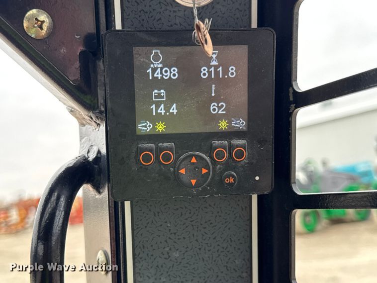 image for item ER0435 2021 Gehl RT105 tracked skid steer loader