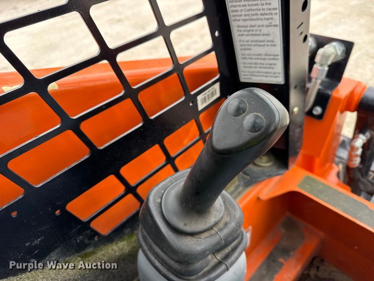 image for item ER0435 2021 Gehl RT105 tracked skid steer loader