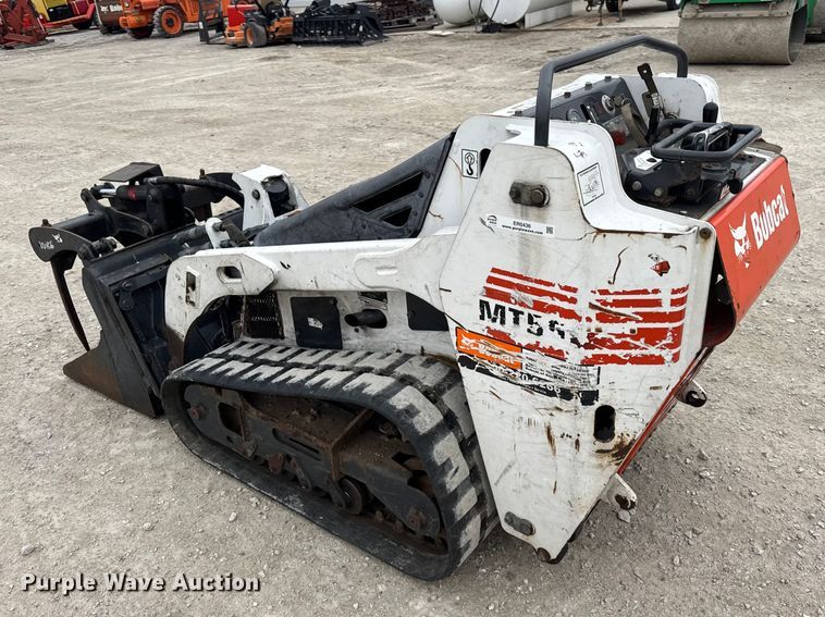 image for item ER0436 2015 Bobcat MT55 compact utility loader
