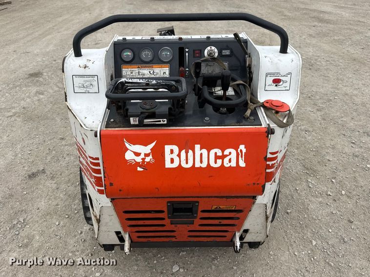 image for item ER0436 2015 Bobcat MT55 compact utility loader