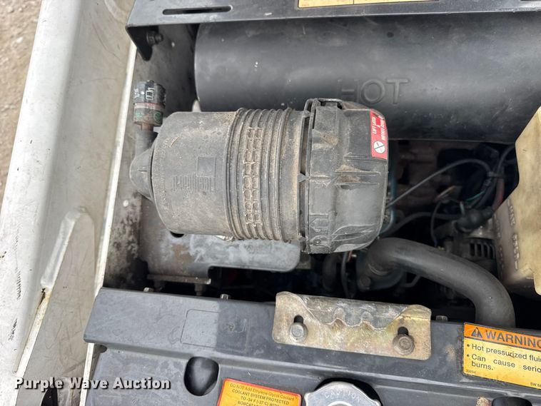 image for item ER0436 2015 Bobcat MT55 compact utility loader