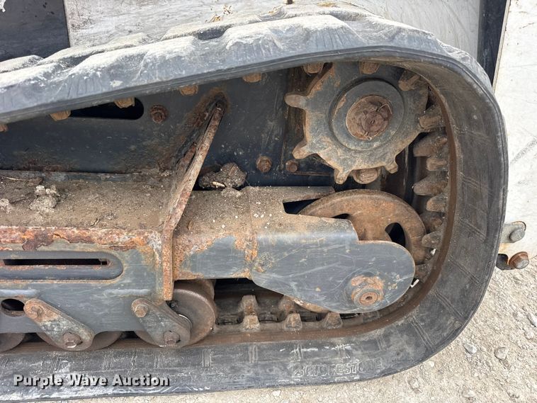 image for item ER0436 2015 Bobcat MT55 compact utility loader