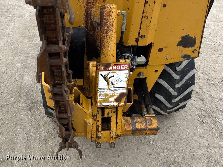 image for item ER0437 2007 Vermeer LM42 trencher