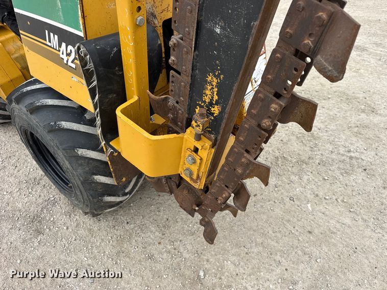 image for item ER0437 2007 Vermeer LM42 trencher
