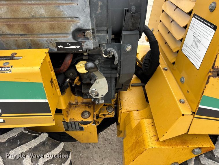 image for item ER0437 2007 Vermeer LM42 trencher