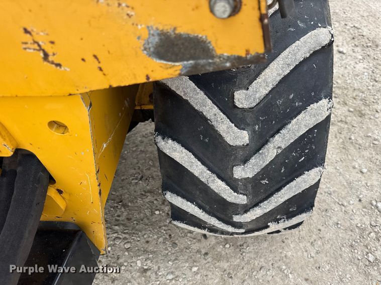 image for item ER0437 2007 Vermeer LM42 trencher