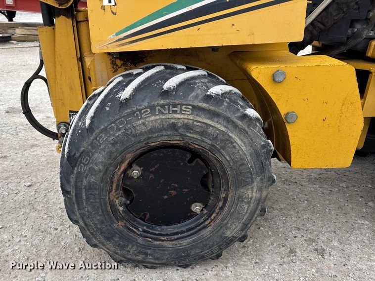 image for item ER0437 2007 Vermeer LM42 trencher
