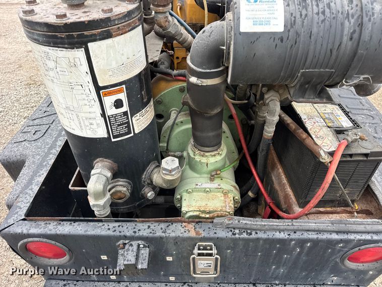 image for item ER0438 Sullair 185 air compressor