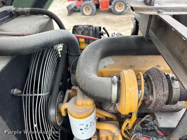 image for item ER0438 Sullair 185 air compressor