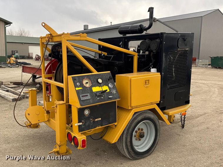 image for item ER0439 2006 TSE cable puller trailer