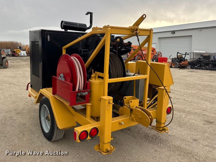 image for item ER0439 2006 TSE cable puller trailer