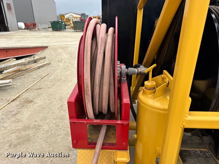 image for item ER0439 2006 TSE cable puller trailer