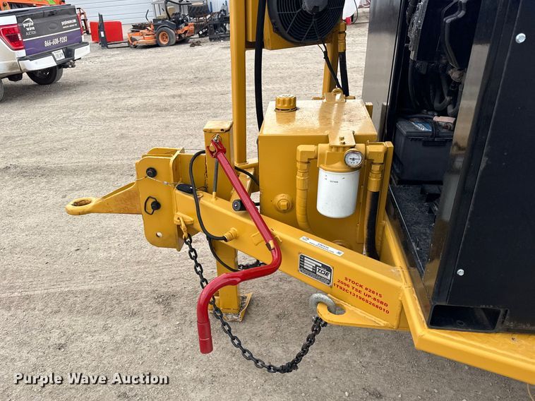 image for item ER0439 2006 TSE cable puller trailer