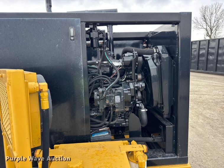 image for item ER0439 2006 TSE cable puller trailer