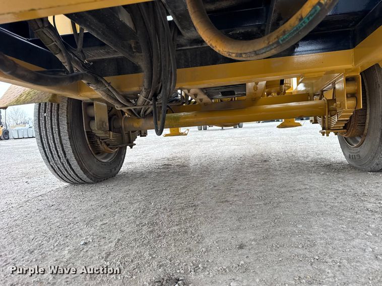 image for item ER0439 2006 TSE cable puller trailer