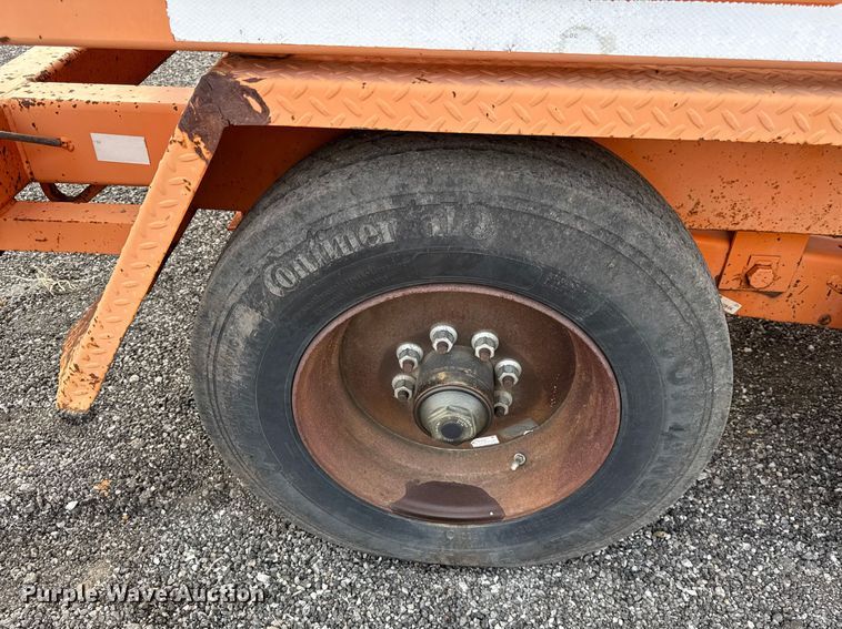 image for item ER0446 2005 Wagner Smith T-4DP-75 cable puller trailer