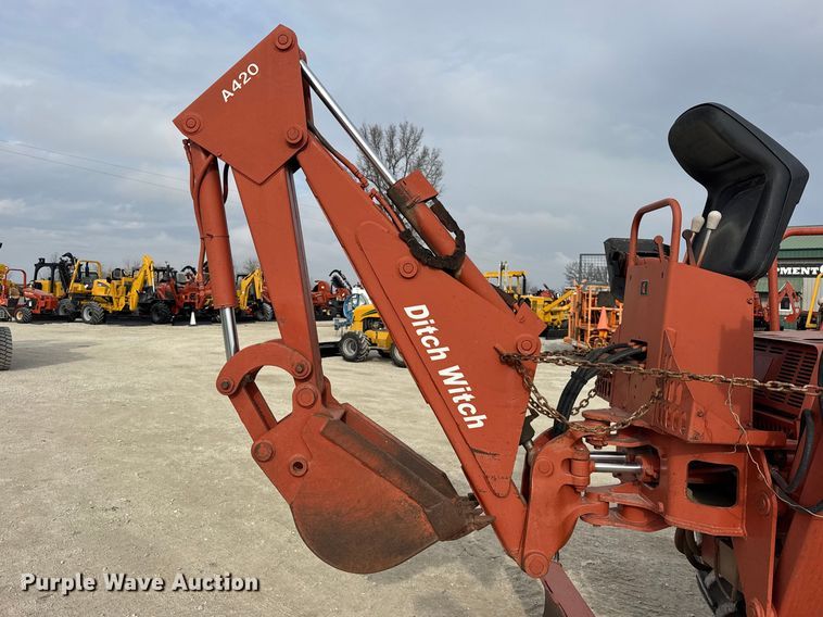 image for item ER0447 1999 Ditch Witch 8020T trencher