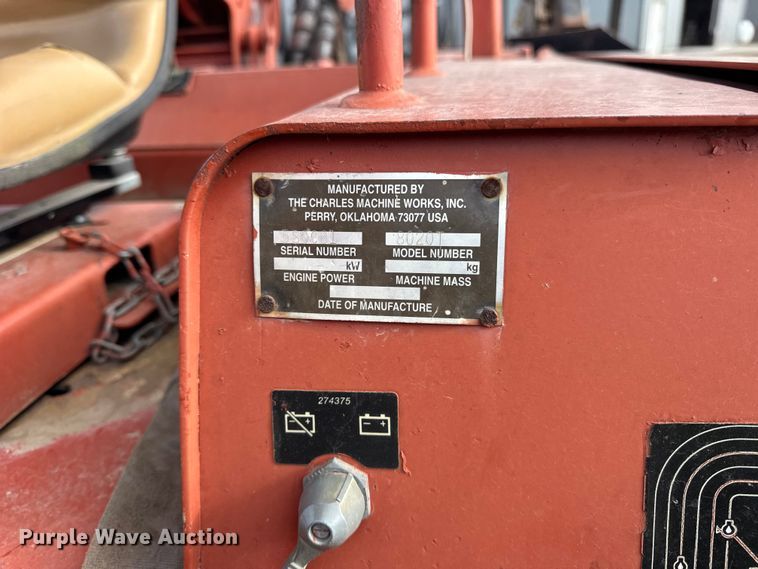 image for item ER0447 1999 Ditch Witch 8020T trencher