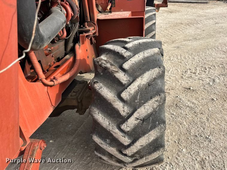 image for item ER0447 1999 Ditch Witch 8020T trencher