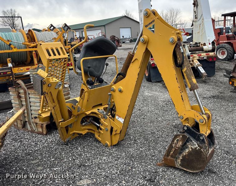 image for item ER0448 2012 Vermeer B550 backhoe attachment