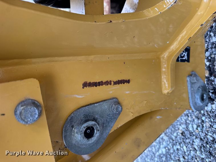 image for item ER0448 2012 Vermeer B550 backhoe attachment