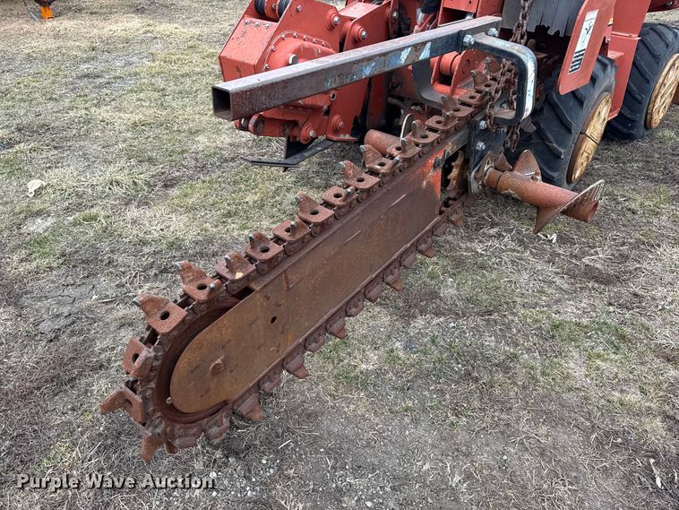 image for item ER0450 2001 Ditch Witch 3700 vibratory cable plow