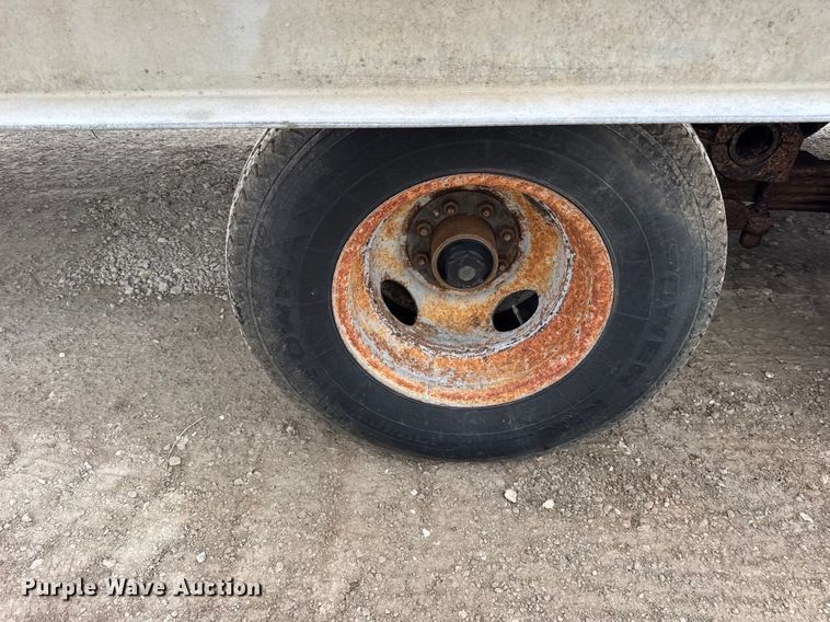 image for item ER0455 2001 Allegheny Trailers FB-TB12T tilt deck equipment trailer