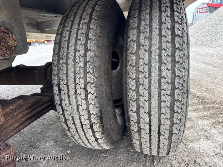 image for item ER0455 2001 Allegheny Trailers FB-TB12T tilt deck equipment trailer