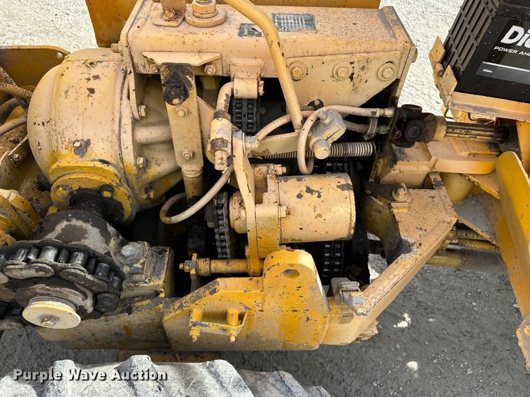 image for item ES1025 Vermeer M-470 rock saw