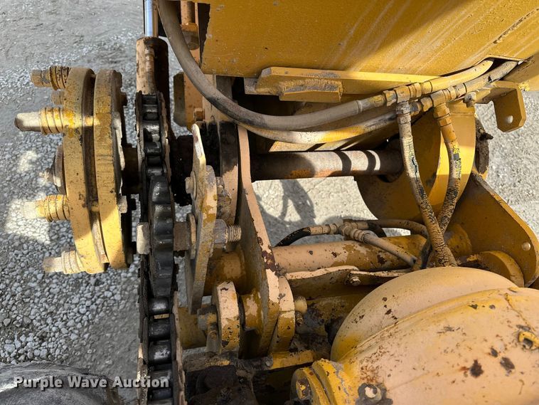 image for item ES1025 Vermeer M-470 rock saw