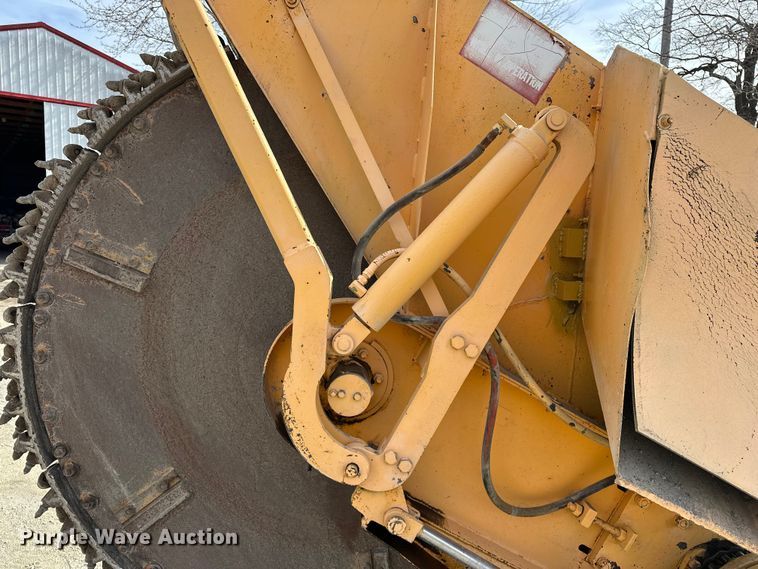 image for item ES1025 Vermeer M-470 rock saw