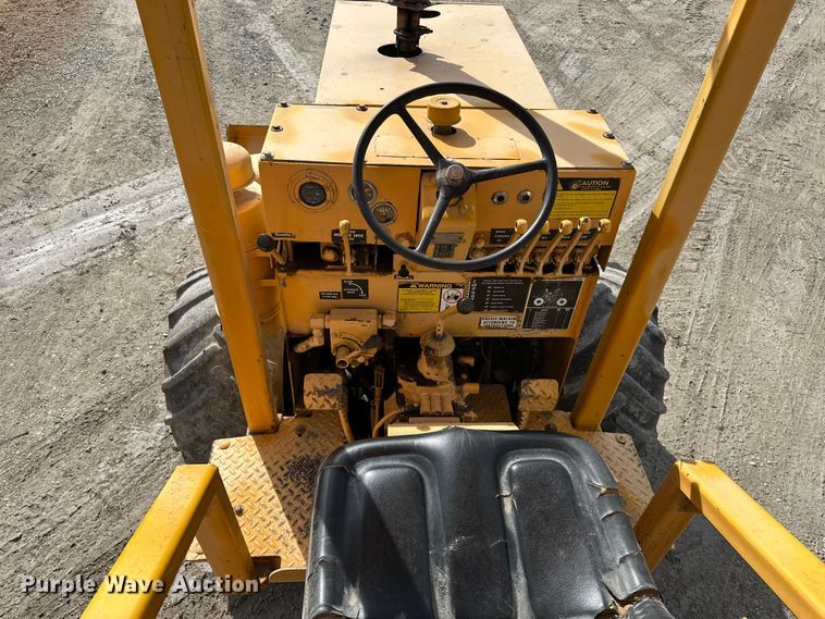 image for item ES1025 Vermeer M-470 rock saw