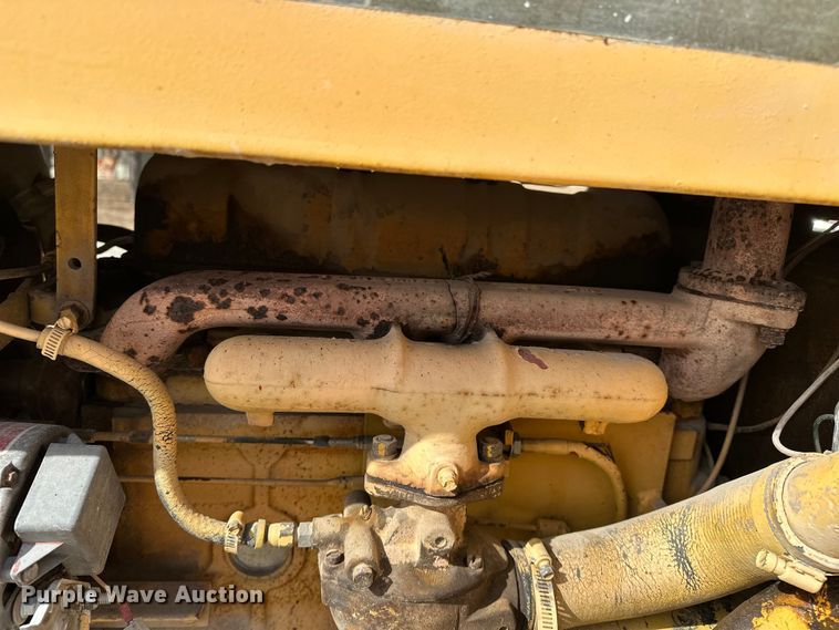 image for item ES1025 Vermeer M-470 rock saw