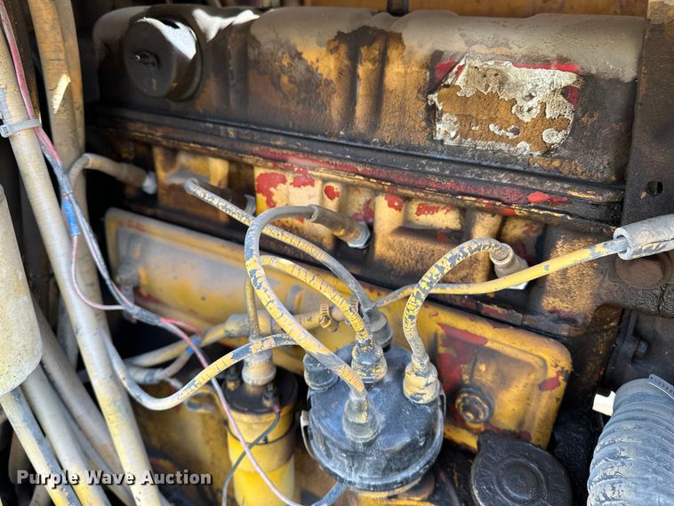 image for item ES1025 Vermeer M-470 rock saw