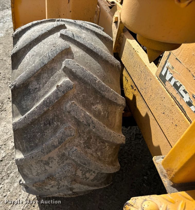 image for item ES1025 Vermeer M-470 rock saw