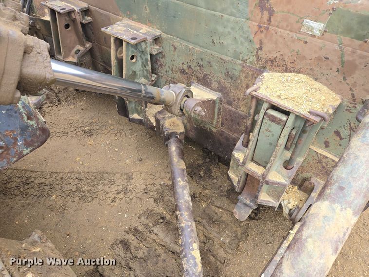 image for item ES2849 Caterpillar D7F dozer