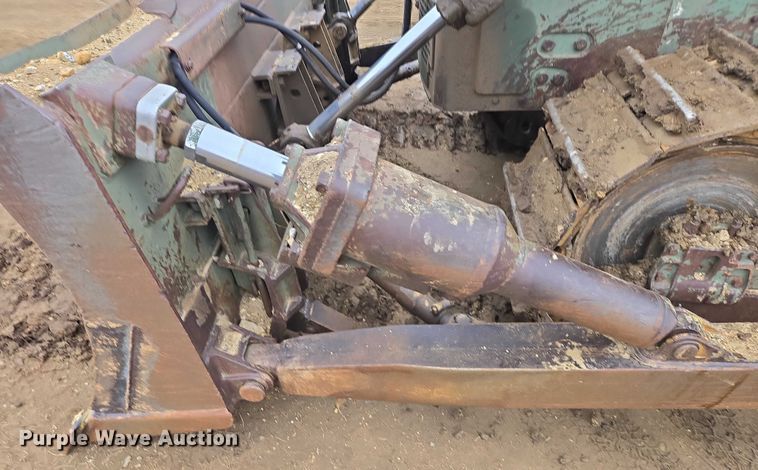 image for item ES2849 Caterpillar D7F dozer