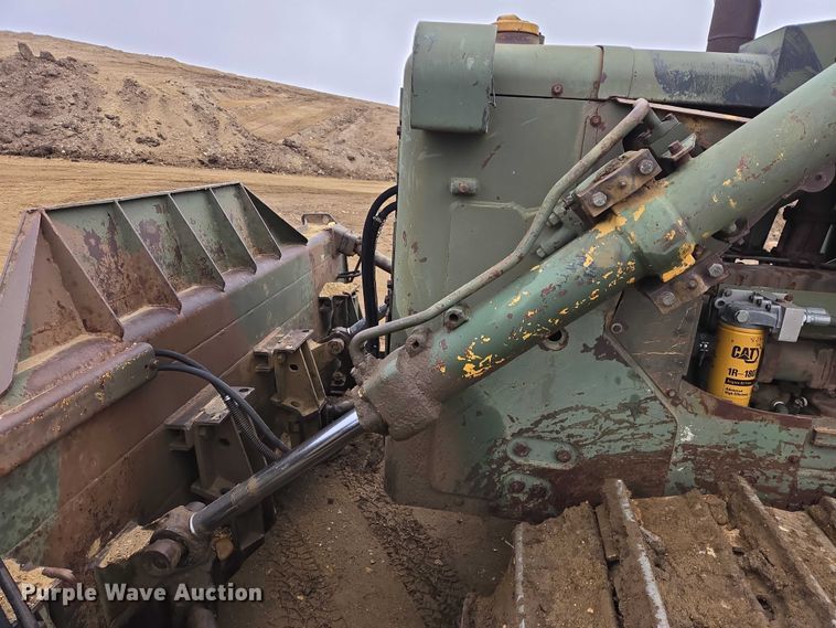 image for item ES2849 Caterpillar D7F dozer